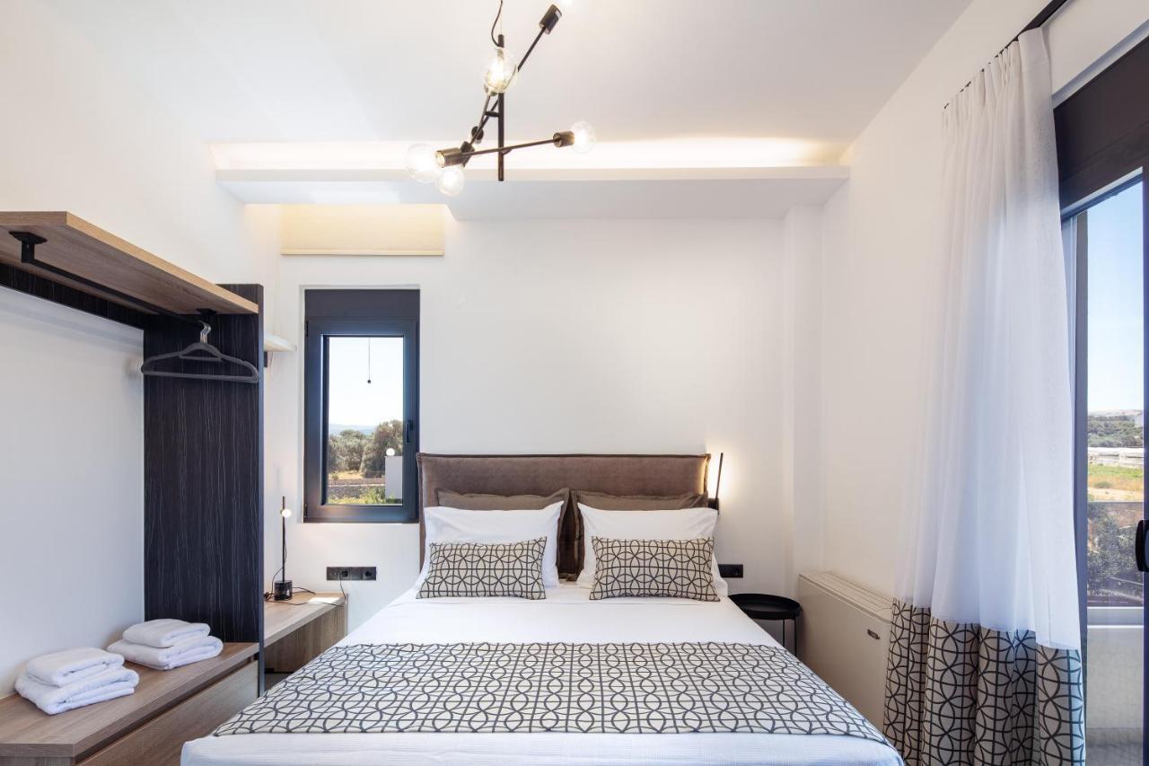 Sunnyside Villas, Ideal For Vibrant Stays,By Thinkvilla Pigianos Kampos  Exterior foto