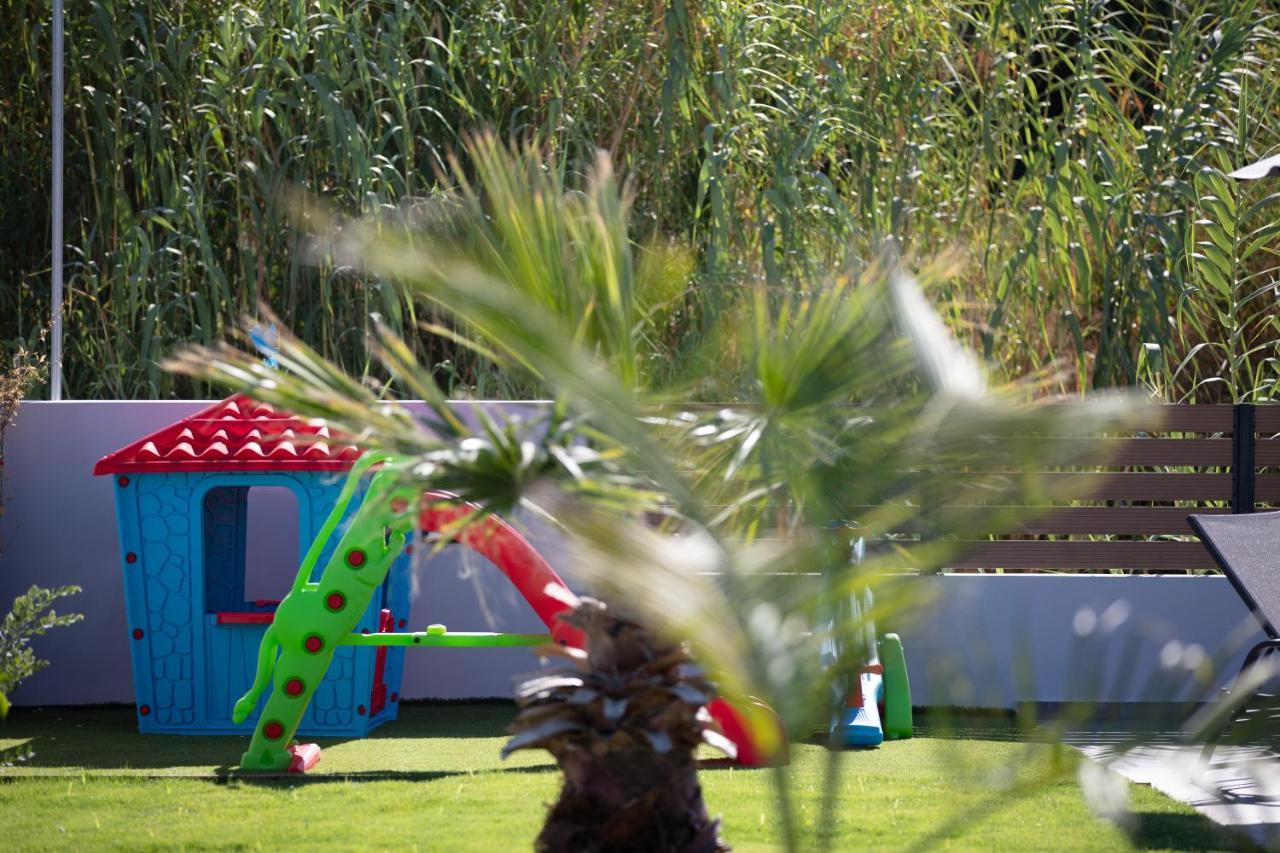 Sunnyside Villas, Ideal For Vibrant Stays,By Thinkvilla Pigianos Kampos  Exterior foto